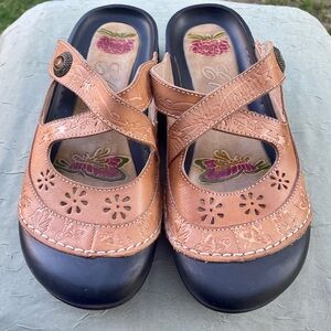 Corkys Elite Merlin Embossed Leather Daisy Floral Mule Slide Leather Sandal Sz 9